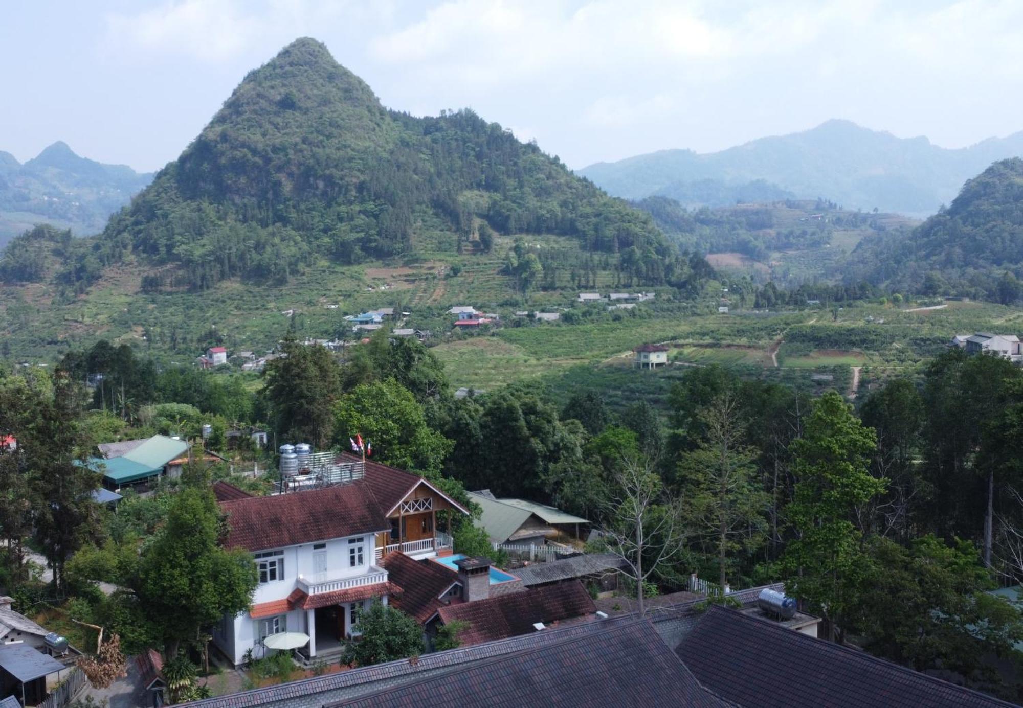 Huy Trung Homestay Bac Ha  Bagian luar foto