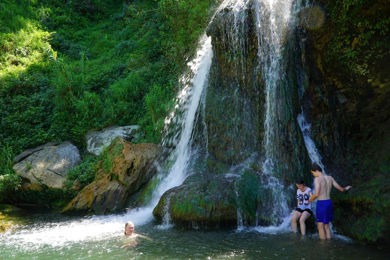 Huy Trung Homestay Bac Ha  Bagian luar foto